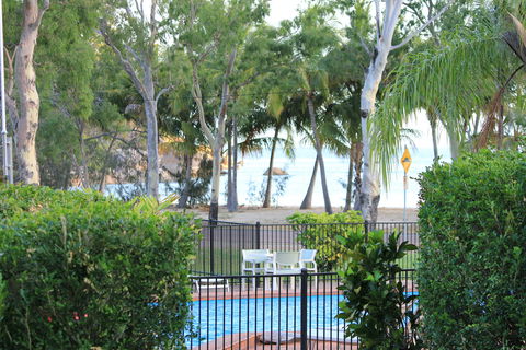 Arcadia Village Motel - Whitsundays Accommodation 0