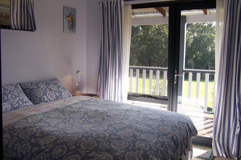 Blue House Bed And Breakfast - Whitsundays Accommodation 6