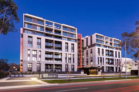 Deco Hotel Canberra - Whitsundays Accommodation 3