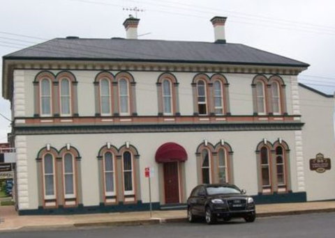 Heritage Guest House - Whitsundays Accommodation 1