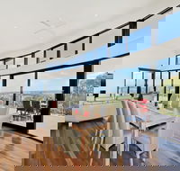 McLaren Eye - Whitsundays Accommodation