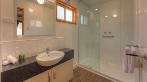 Moama Riverside Holiday And Tourist Park - Whitsundays Accommodation 7