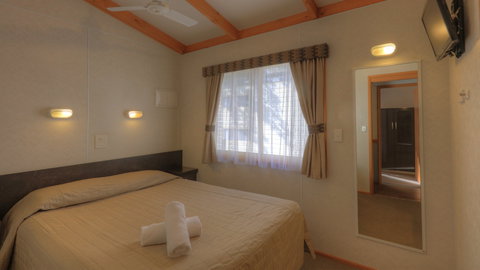 Moama Riverside Holiday And Tourist Park - Whitsundays Accommodation 8