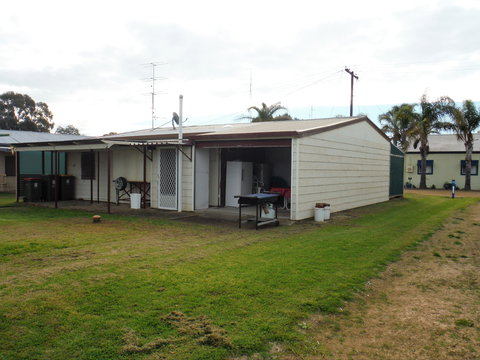 Polly's Shack - Whitsundays Accommodation 3