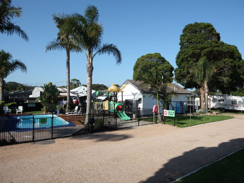 Prime Pet Friendly Tourist Park - Whitsundays Accommodation 2