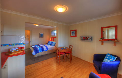 Sails On Port Sorell Boutique Apartments - Whitsundays Accommodation 9