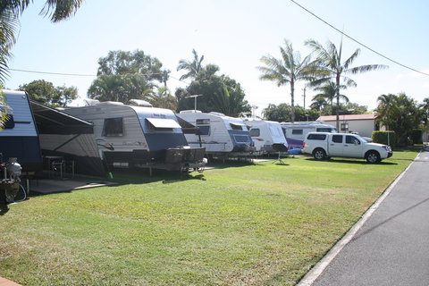 Sarina Palms Caravan Village - Whitsundays Accommodation 3