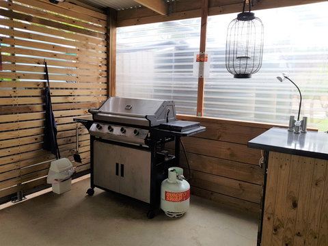 Sunset Sippers - Whitsundays Accommodation 7