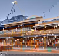 The Crown Hotel Motel - Whitsundays Accommodation