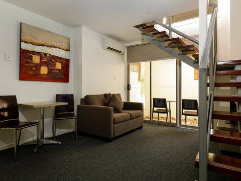 The Waterloo Bay Hotel - Whitsundays Accommodation 5