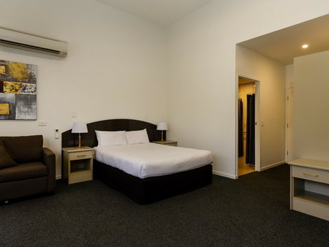 The Waterloo Bay Hotel - Whitsundays Accommodation 6