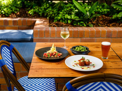 The Waterloo Bay Hotel - Whitsundays Accommodation 7