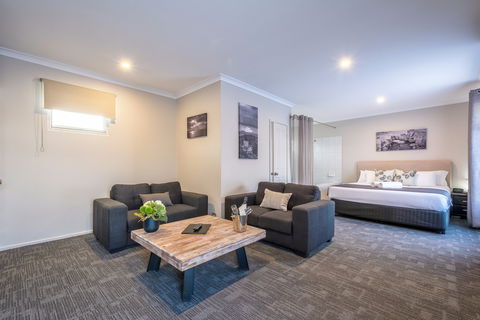 Ace Accommodation Albany - Whitsundays Accommodation 0