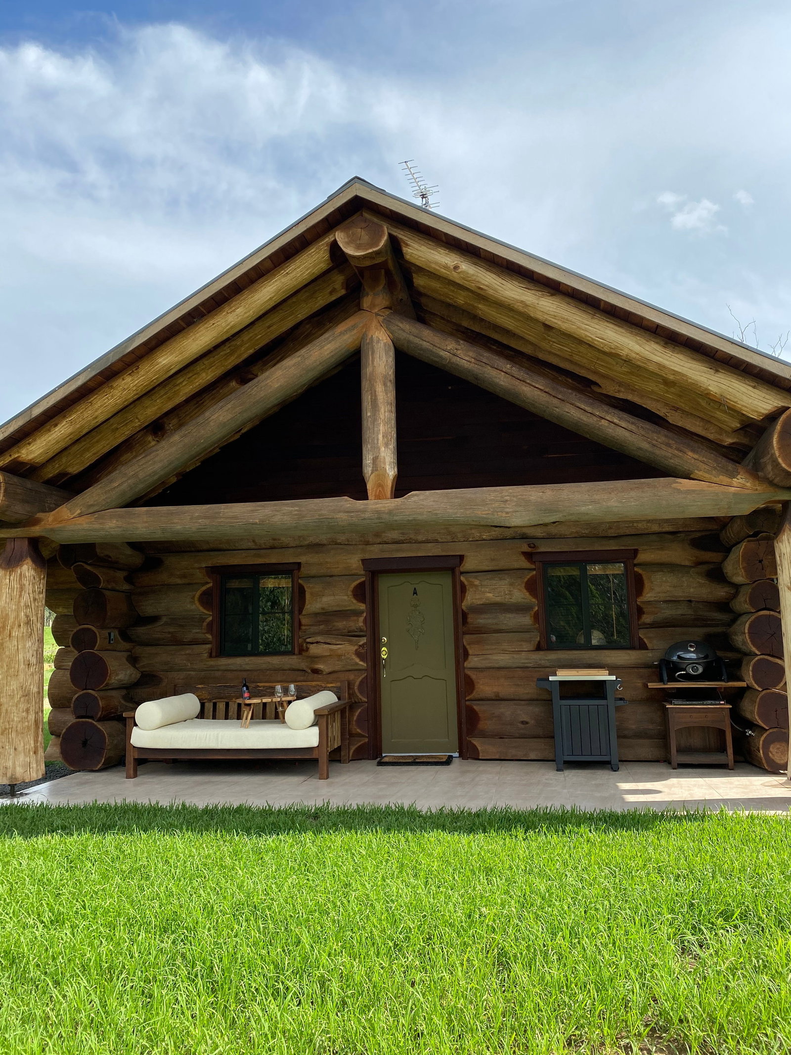 Leeville NSW Whitsundays Accommodation