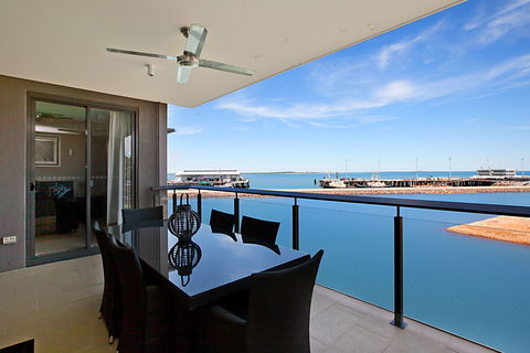 A Marina Vista - Whitsundays Accommodation 0