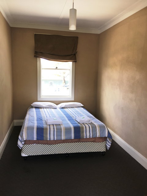 Apsley Arms Hotel - Whitsundays Accommodation 2