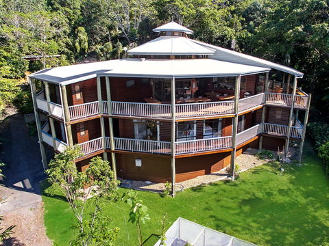 Aquila Retreat Eco Mansion - Whitsundays Accommodation 1