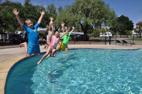 BIG4 Riverside Swan Hill - Whitsundays Accommodation 2