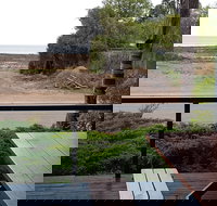 Cactus Hill - Whitsundays Accommodation