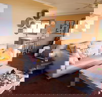 Coastal Garden Shack - Whitsundays Accommodation