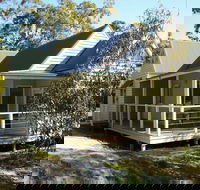 Hooked Inn Cottages - Whitsundays Accommodation