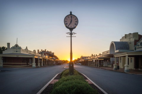 Lockhart Motel - Whitsundays Accommodation 2