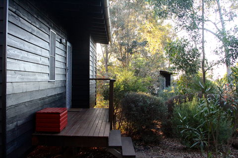 Redrock On Booie - Whitsundays Accommodation 0