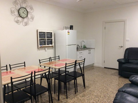 Rose Cottage Temora B And B - Whitsundays Accommodation 0