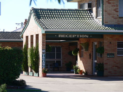 Squatters Homestead Motel - Whitsundays Accommodation 1