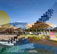 Tilmouth Well Roadhouse - Whitsundays Accommodation