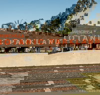 White Gums Motor Inn - Whitsundays Accommodation