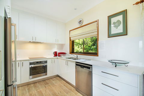 Alva Lee - Whitsundays Accommodation 2