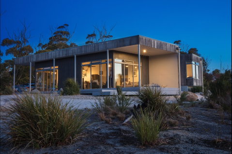 Aplite House - Whitsundays Accommodation 1