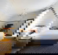 Brassey Hotel - Whitsundays Accommodation