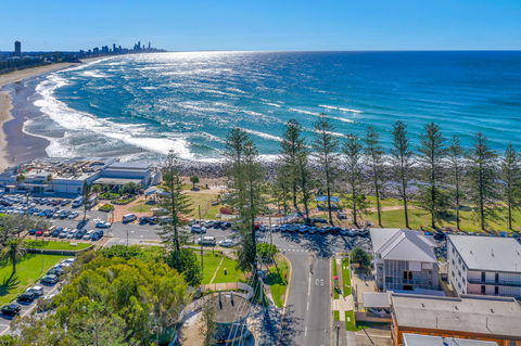 Bujerum Apartments On Burleigh - Whitsundays Accommodation 0
