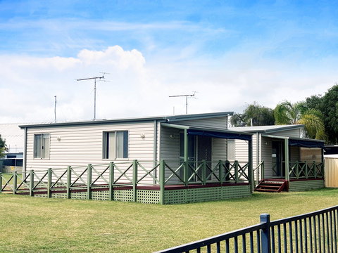 Cee And See Caravan Park - Whitsundays Accommodation 1