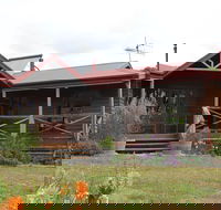 Eagle's Roost Farmstay BB