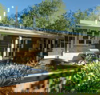 Ford Cottage Bed  Breakfast - Whitsundays Accommodation