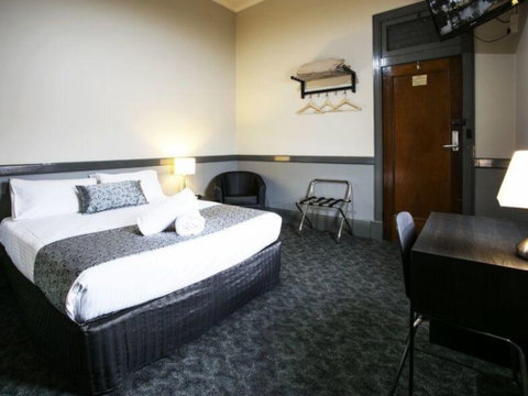 Imperial Maitland - Whitsundays Accommodation 1