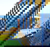 Island View Holiday Apartments - Whitsundays Accommodation