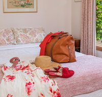Kookootonga Cottage - Whitsundays Accommodation