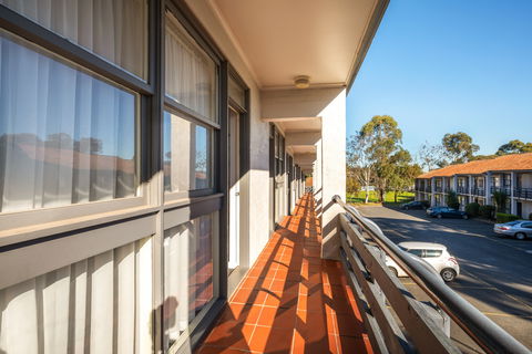Nightcap At Ferntree Gully Hotel - Whitsundays Accommodation 1