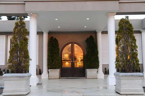 Norwood House, Motel And Receptions - Whitsundays Accommodation 1