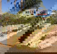 Oasis Motel - Whitsundays Accommodation