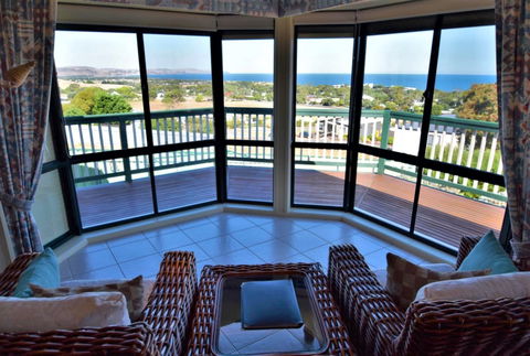 Panorama - Whitsundays Accommodation 2