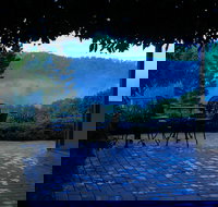 Rossmount Rural Retreat - Whitsundays Accommodation