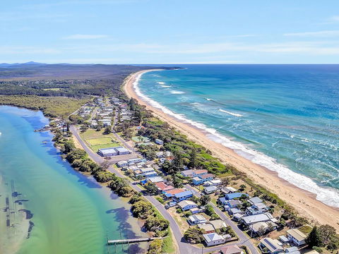 Sandy Hook Cottage - Whitsundays Accommodation 0