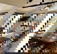 Somerset Stables - Whitsundays Accommodation