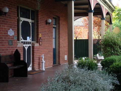 The Abbey Bed And Breakfast - Whitsundays Accommodation 1