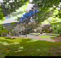 Timboon House  Stables - Whitsundays Accommodation